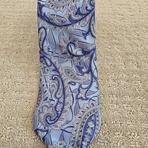 Robert Talbott Seven Fold Limited Edition (#35 Out Of 40) Blue Paisley Silk Tie